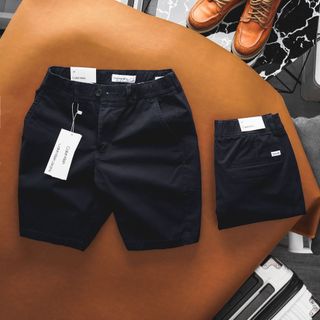 quần short nam chất kaki dày dặn , thun con giãn , mặt vải mịn , Hàng đã xử lý chống co rút khi sử dụng , Form Slim fit , trên gối - size từ 55kg - 85kg