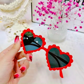 [Thời trang] Kính râm cho trẻ em hình trái tim 7 màu dễ thương, dành đi nắng cho bé yêu