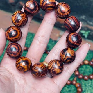 Vòng Tay Gỗ Sưa Đỏ 20ly Vân Đẹp