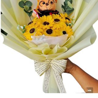 Bó hoa hướng dương kèm gấu quà tặng tốt nghiệp, bó hoa tốt nghiệp, bó hoa hướng dương kèm gấu