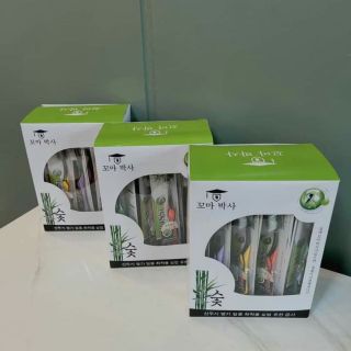 Bàn chải đánh răng than tre hoạt tính