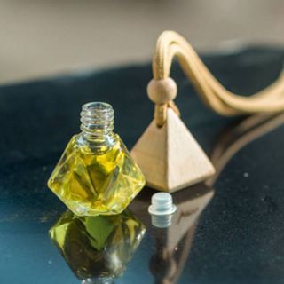 TINH DẦU HỮU CƠ TREO XE HƠI (HƯƠNG SẢ) - CHAVA