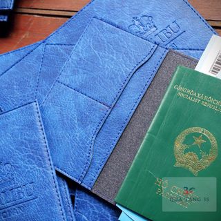 Ví Da Đựng Passport In Logo