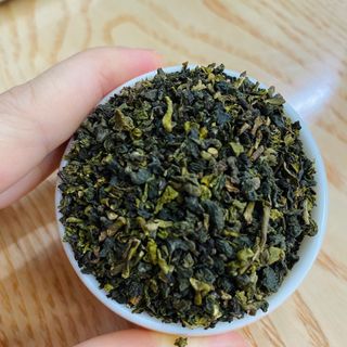 Trà Ô Long Tấm 200G - Oolong Bảo Lộc Chuẩn Vị