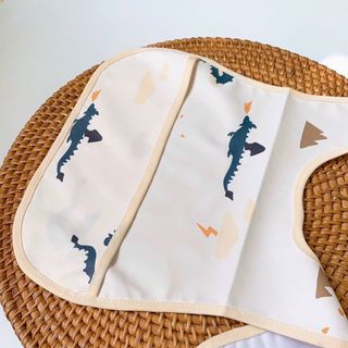 Yếm ăn dặm xuất Hàn