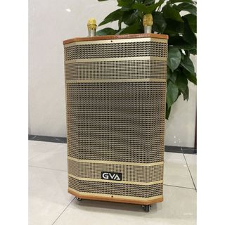 Loa kéo  di động Karaoke GVA K888 K888 Bass 40,15 inch, 2 míc, vỏ gỗ đẹp hiện đại, âm thanh tốt. Ba đường tiếng