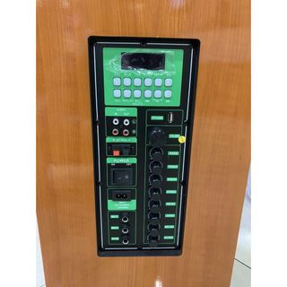 Loa kéo di động Karaoke GVA K555 K555  Bass 40,15 inch, 2 míc, vỏ gỗ đẹp hiện đại, âm thanh tốt