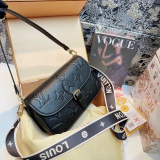 Túi xách quảng châu Diane Black SP Fullbox - 09B3268 (Chuyên sỉ túi xách sll, balo, ví, thắt lưng, túi Laptop)