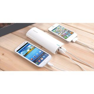Pin dự phòng wopow 15.600 mAh (PD506), tiện lợi