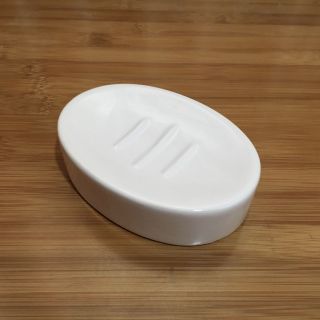 Bộ Đồ Dùng Phòng Tắm Bằng Xứ Trắng 4Món Gồm Bình Xà Phòng, Ly Xứ Súc Miệng, Dĩa Xà Phòng . NHẬN IN LOGO THEO YÊU CẦU ( Hàng, Giá Tận Xưởng )