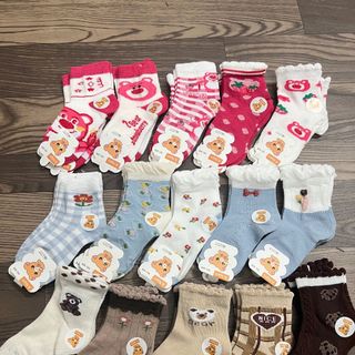 Các mẫu tất cho bé gái từ 0-4 tuổi rất là đáng yêu
