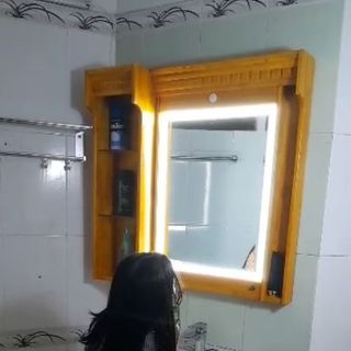 Gương đèn led gỗ tự nhiên