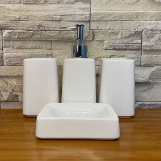 Bộ Đồ Dùng Gốm Phòng Tắm 4Món Chữ Nhật Phong cách Âu (IN LOGO THEO YÊU CẦU) ( Hàng, Giá Tận Xưởng )