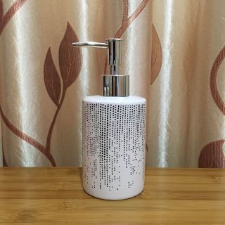 Bộ Đồ Dùng Phòng Tắm 4Món Gốm Trắng Hoạ Tiết Bi Phong Cách Âu Cực Sang Trọng ( Hàng, Giá Tận Xưởng )