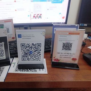 Móc khoá quét mã qr