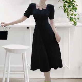 Đầm xoè xếp ngực cao cấp