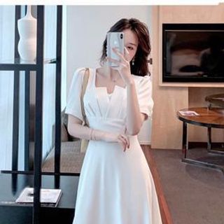 Đầm xoè xếp ngực cao cấp