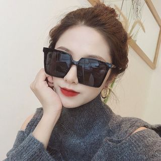 Kính mát nữ thời trang gọng vuông mắt kính chống tia UV phong cách Hàn Quốc hottrend 2021 đẹp 210