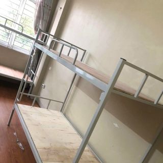 Giường tầng khung sắt tĩnh điện