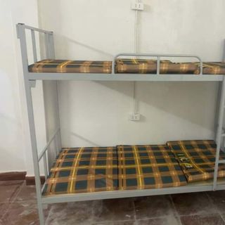 Giường tầng khung sắt tĩnh điện