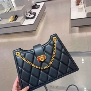 Túi xách quảng châu Cressida Quilted Trapeze Chain Bag - 08B3467 (Chuyên sỉ túi xách sll, balo, ví, thắt lưng, túi Laptop)