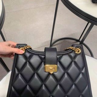 Túi xách quảng châu Cressida Quilted Trapeze Chain Bag - 08B3467 (Chuyên sỉ túi xách sll, balo, ví, thắt lưng, túi Laptop)