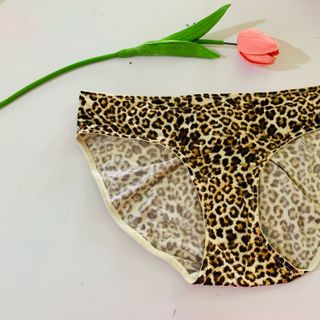 Quần lót nữ VNXK