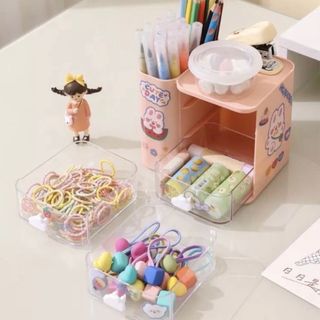 Kệ đựng bút đồ dùng học tập