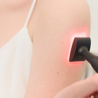 Thiết Bị Điện kim Cảm ứng CIESKIN Toning Stamp Hàn Quốc