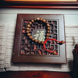VÒNG TAY TRẦM HƯƠNG DÀNH CHO BÉ 6 LY