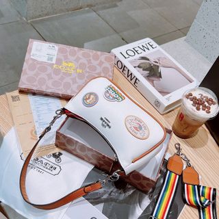Túi xách quảng châu Sticker Bản To Fullbox - 09B3511 (Chuyên sỉ túi xách sll, balo, ví, thắt lưng, túi Laptop)