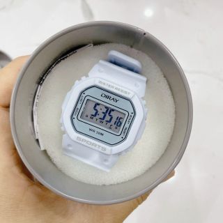 Đồng hồ trẻ em DIRAY 8222 độc lạ đơn giản nhưng dễ thương