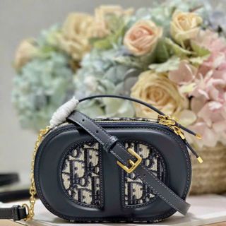 Túi xách quảng châu Bobby Signature Super Vip Fullbox - 07B3497 (Chuyên sỉ túi xách sll, balo, ví, thắt lưng, túi Laptop)(Chuyên sỉ túi xách sll, balo, ví, thắt lưng, túi Laptop) (Chuyên sỉ túi xách sll, balo, ví, thắt lưng, túi Laptop)
