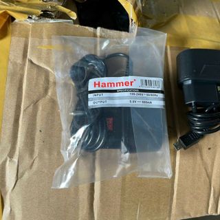 SẠC HAMMER 8600