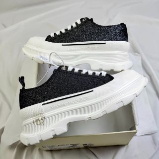 Giày Thể Thao Sneaker M.C Queen Tread Click ( High Quality )