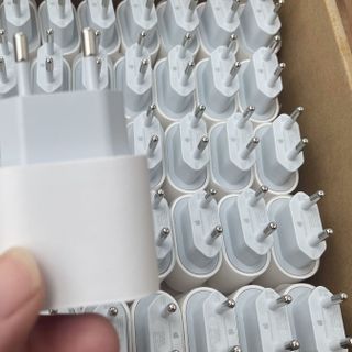 Bộ sạc nhanh IPhone 20W Chân Tròn Zin New hộp liền Siu Xanh 10 phút lên 10%