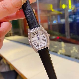 Đồng hồ da vuông nữ