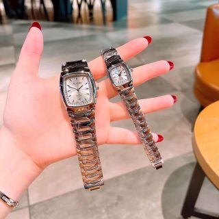 Đồng hồ cặp raddo nam nữ mặt vuông