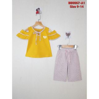 BB0067-A1- Bộ bé gái - Bộ cotton ngắn tay khoét vai, quần kẻ, màu vàng, hiệu BabyKids, size nhỡ 9t-14t , ri6 giá sỉ