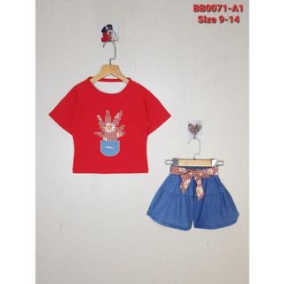 BB0071-A1- Bộ bé gái -Bộ quần váy jean, áo cotton ngắn tay, đính chậu hoa, màu lòng tôm, hiệu BabyKids, size nhỡ 9t-14t giá sỉ