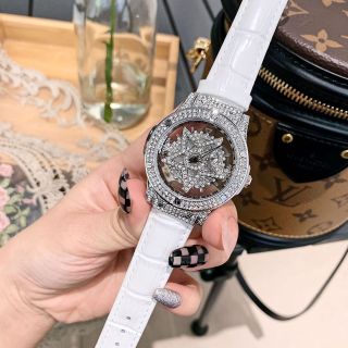 Đồng hồ nữ mới mặt xoay siêu sang