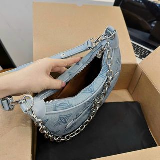 Túi xách quảng châu Bầu - 12B3553 (Chuyên sỉ túi xách sll, balo, ví, thắt lưng, túi Laptop)