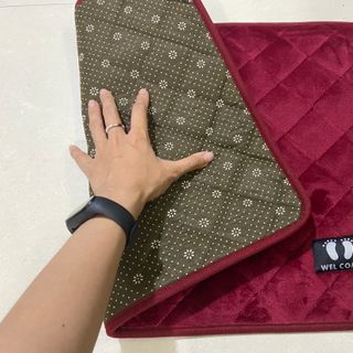 Thảm chùi chân ĐỎ 40x60cm, xuất Nhật
