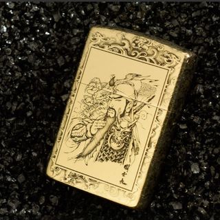 Zippo khắc hình