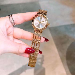 Đồng hồ nữ lắc kiền tay mới