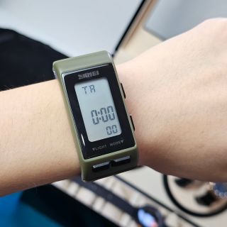 Đồng hồ Nam SKMEI 1362 hiển thị giờ điện tử dây đeo bằng Silicon