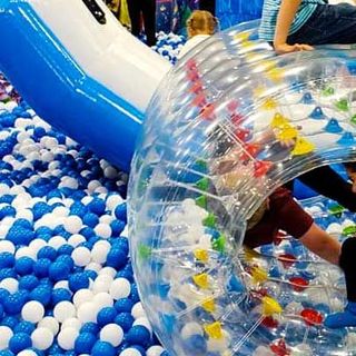 Bóng Đụng Bơm Hơi Mai Sơn - nhận sản xuất theo yêu cầu