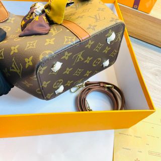 Túi xách quảng châu Bucket SPSL Fullbox - 02B3641 (Chuyên sỉ túi xách sll, balo, ví, thắt lưng, túi Laptop)