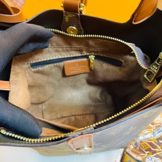 Túi xách quảng châu Bucket SPSL Fullbox - 02B3641 (Chuyên sỉ túi xách sll, balo, ví, thắt lưng, túi Laptop)