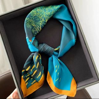 Khăn lụa vuông choàng cổ size 70x70 cm